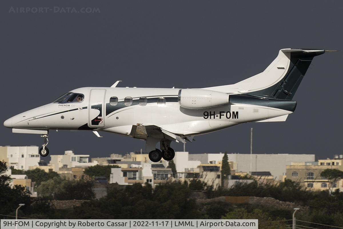 9H-FOM, 2009 Embraer EMB-500 Phenom 100 C/N 50000092, Runway 31