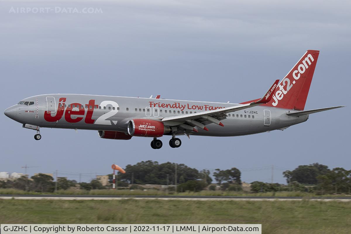 G-JZHC, 2000 Boeing 737-8K5 C/N 30593, Runway 31