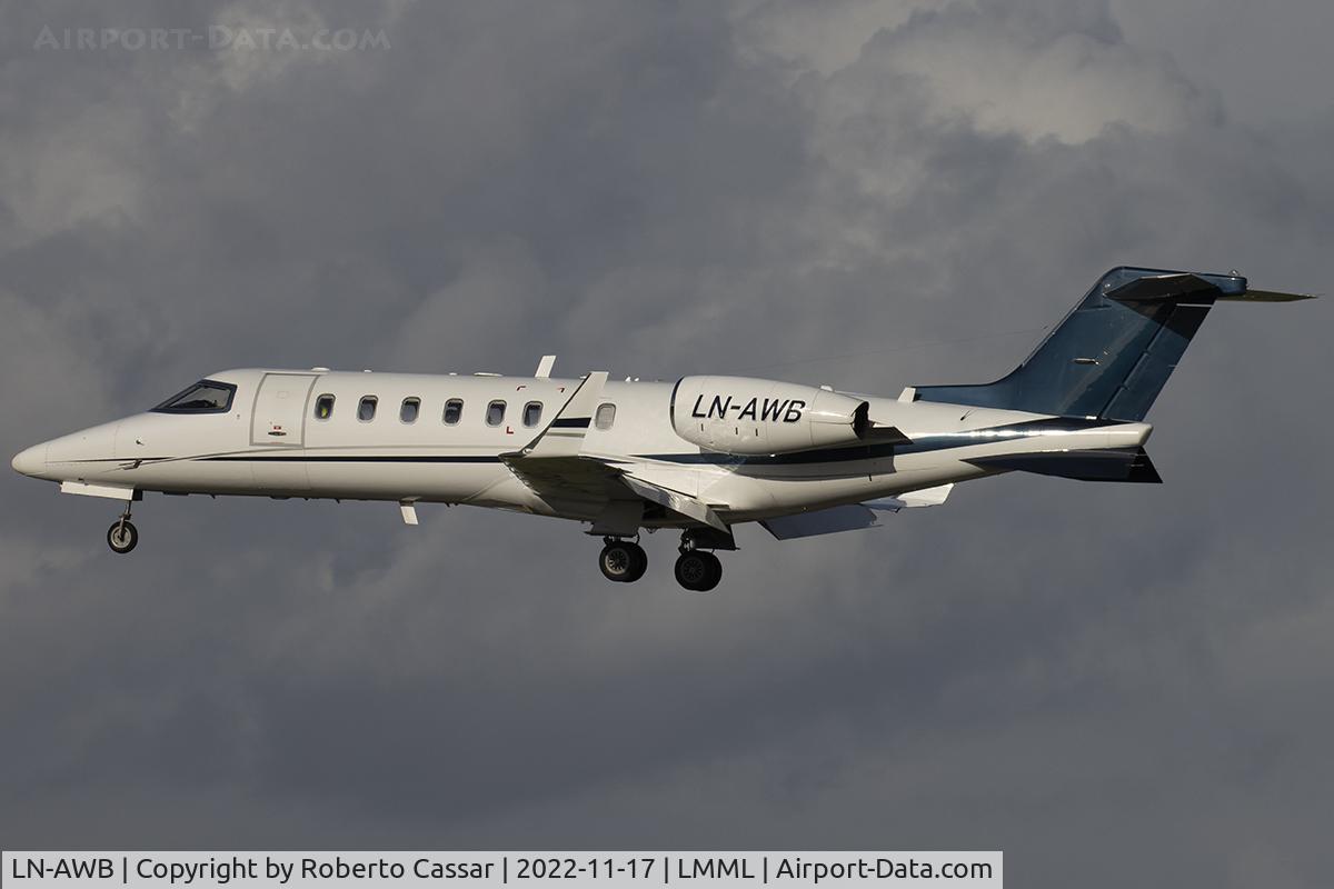 LN-AWB, 2002 Learjet 45 C/N 45-219, Runway 31