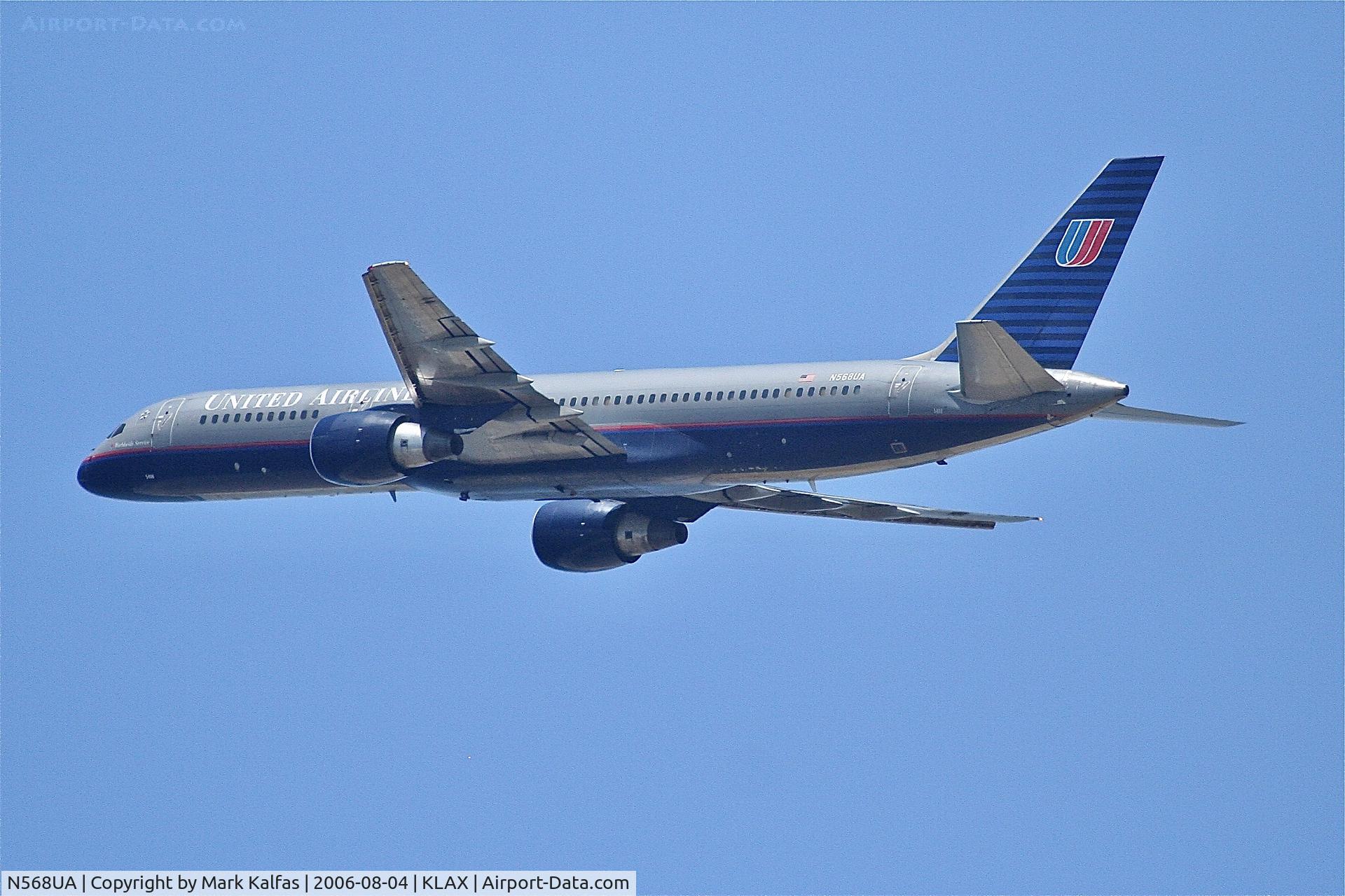 N568UA, 1992 Boeing 757-222 C/N 26674, United B752, N568UA departing 25R LAX