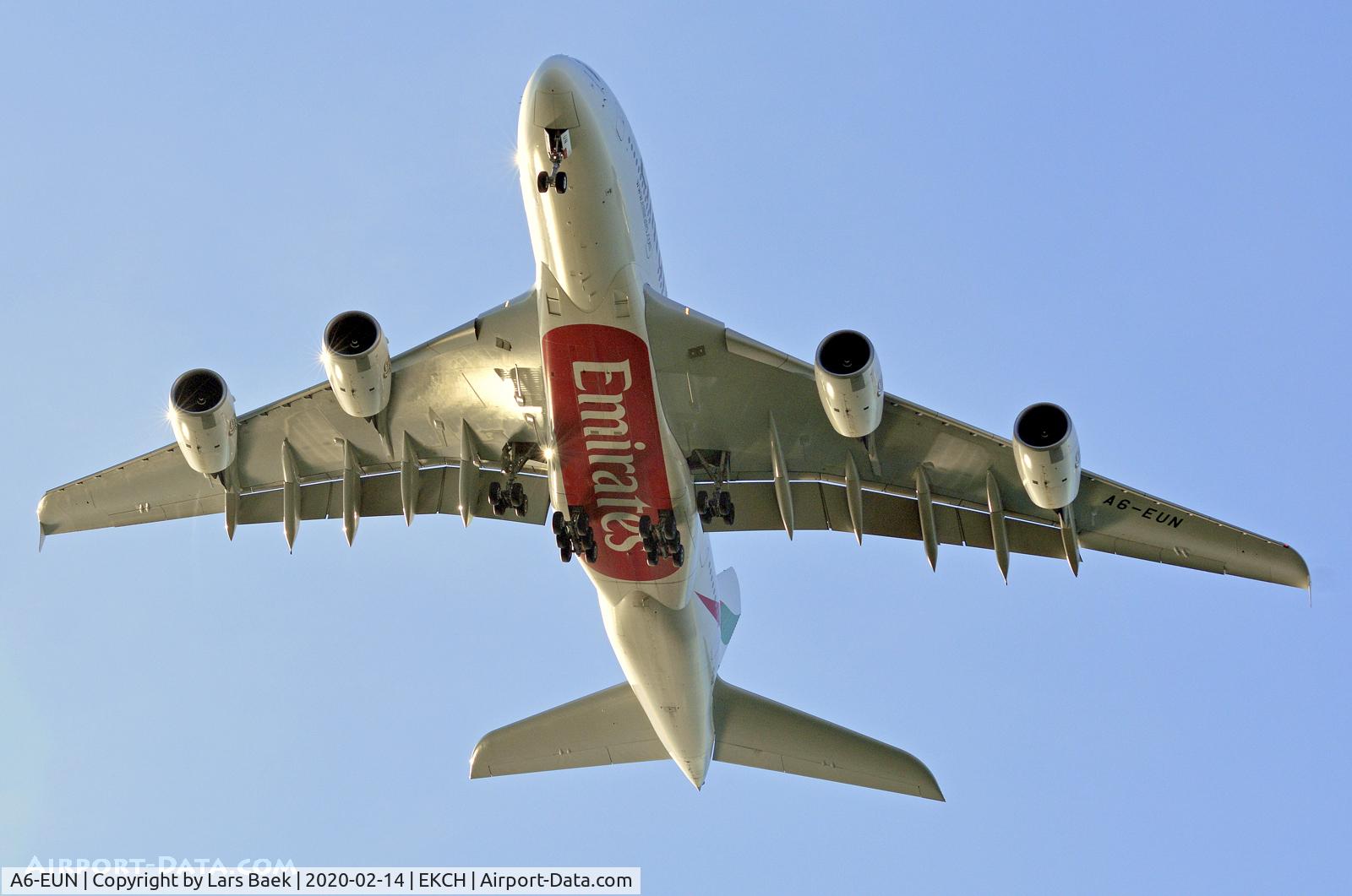 A6-EUN, 2016 Airbus A380-842 C/N 226, RWY04R from Kongelundsfortet