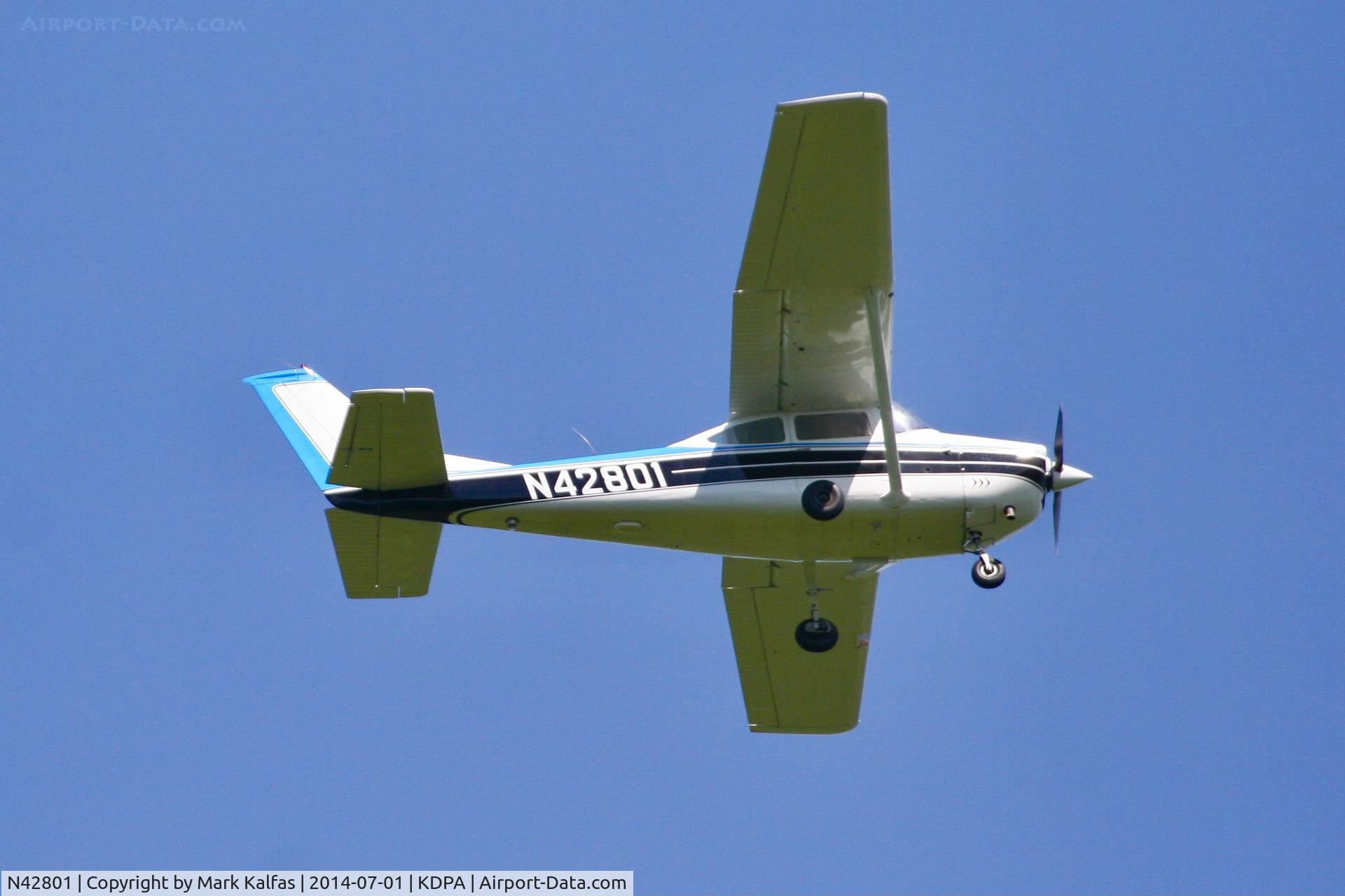N42801, 1968 Cessna 182L Skylane C/N 18259195, C182L, N42801 Departing KDPA
