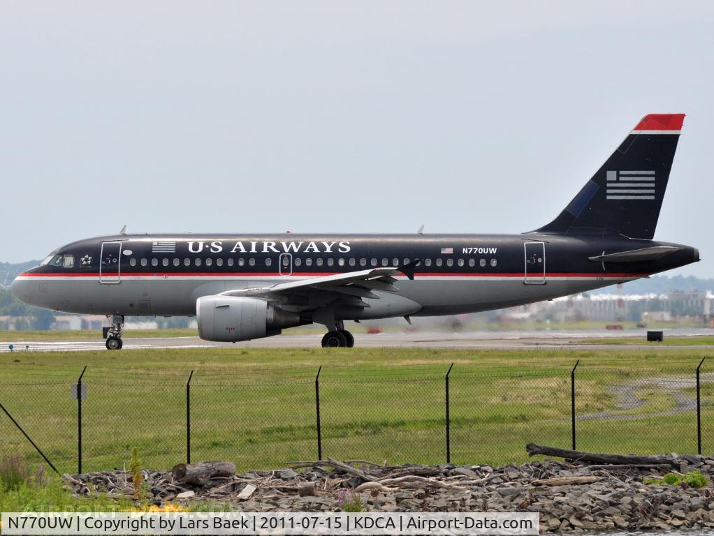 N770UW, 2000 Airbus A319-112 C/N 1393, Ready to take of