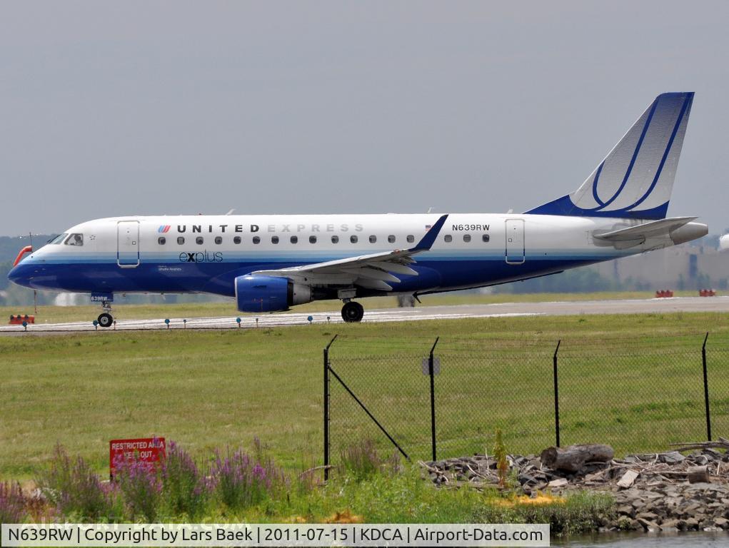 N639RW, 2004 Embraer 170SE (ERJ-170-100SE) C/N 17000057, RWY19