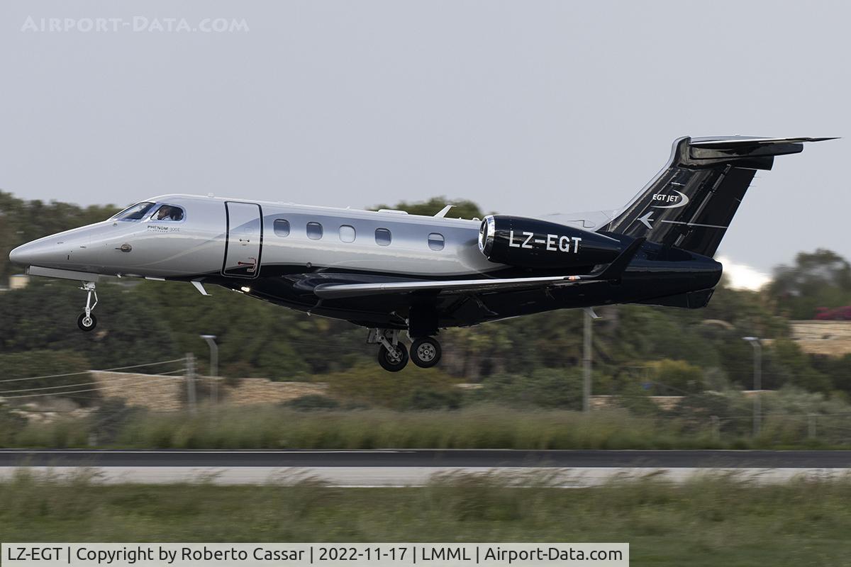 LZ-EGT, 2021 Embraer EMB-505 Phenom 300E C/N 50500624, Runway 31