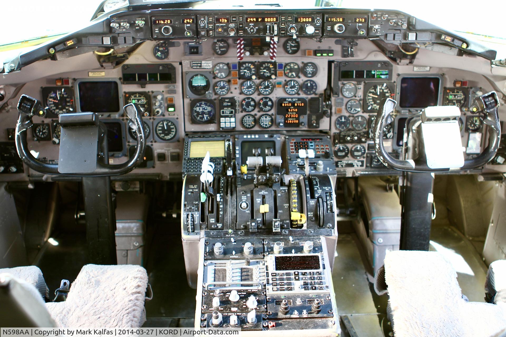 N598AA, 1992 McDonnell Douglas MD-83 (DC-9-83) C/N 53288, American Airlines MD-83, N598AA at ORD
