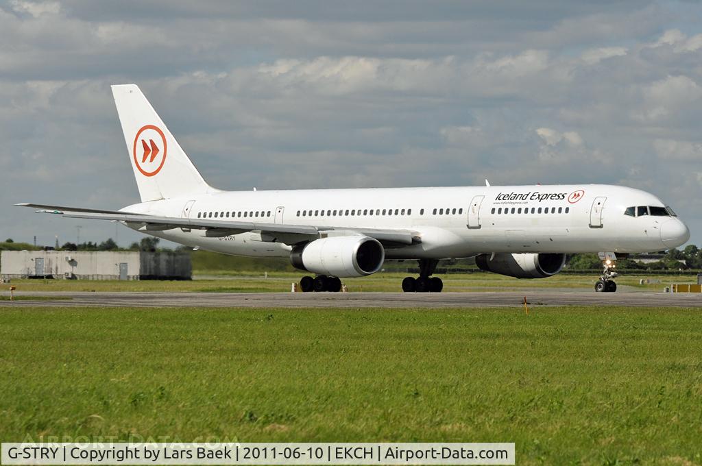 G-STRY, 1996 Boeing 757-28A C/N 28161, RWY04R