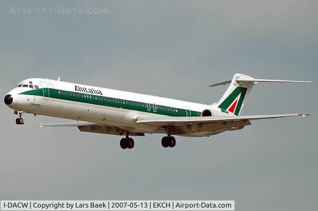 I-DACW, 1991 McDonnell Douglas MD-82 (DC-9-82) C/N 53057/1894, RWY22L