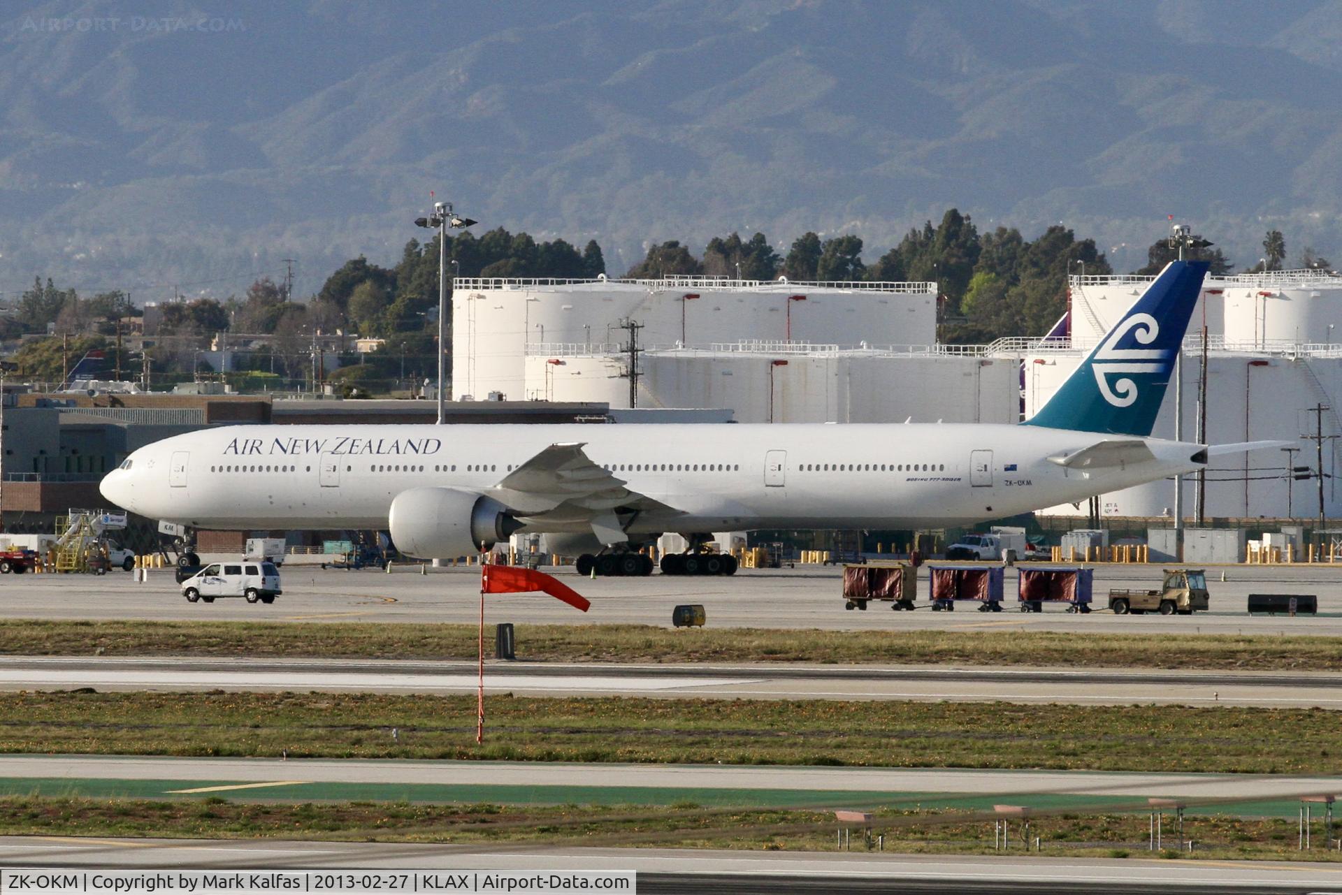 ZK-OKM, 2010 Boeing 777-306/ER C/N 38405, ANZ 733, ZK-OKM at LAX