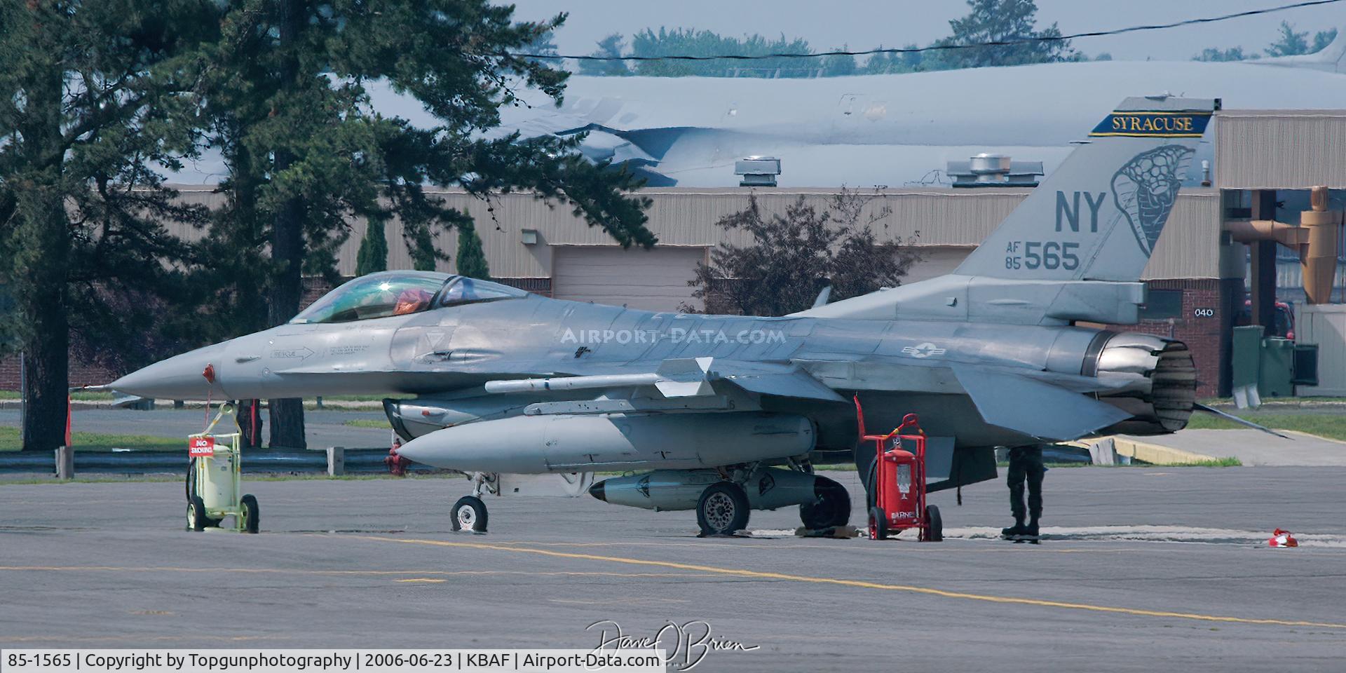85-1565, 1986 General Dynamics F-16C Fighting Falcon C/N 5C-307, 138th FS out of Syracuse NY