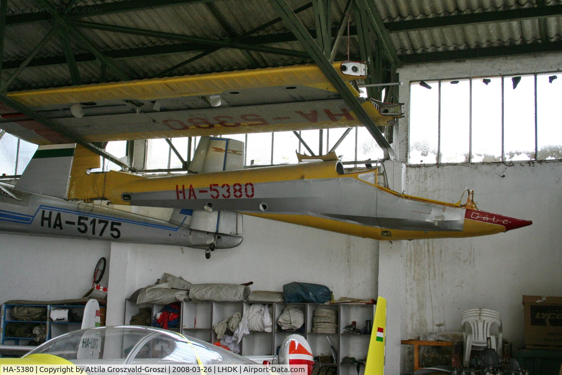 HA-5380, 1965 Rubik R-26S Góbé C/N E-1249, LHDK - Dunakeszi Airport, Hungary