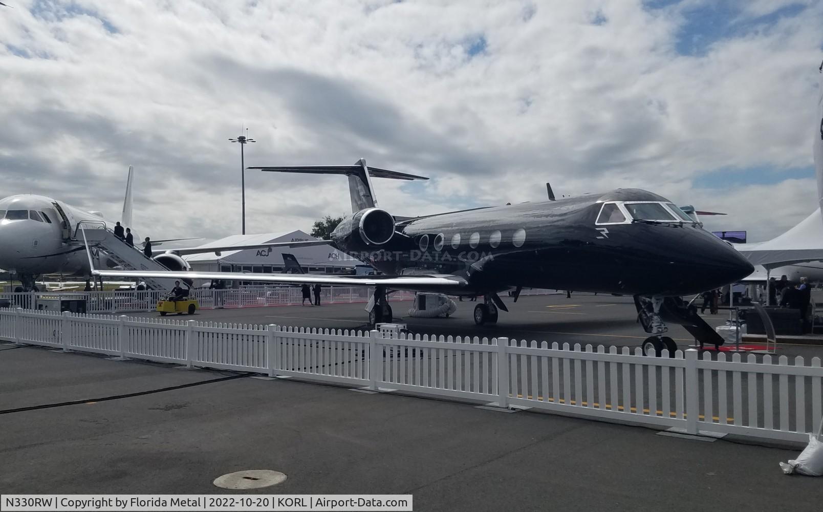 N330RW, 1999 Gulfstream Aerospace G-IV C/N 1382, NBAA 2022