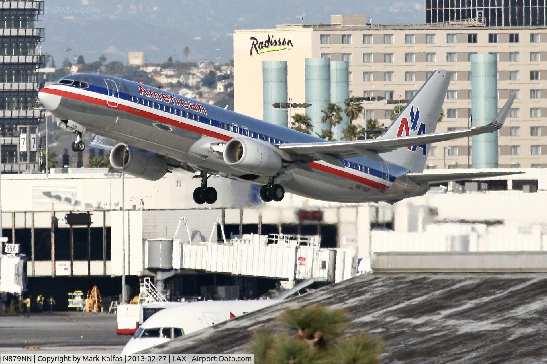 N879NN, 2011 Boeing 737-823 C/N 31133, American B738, N879NN departing 25R LAX