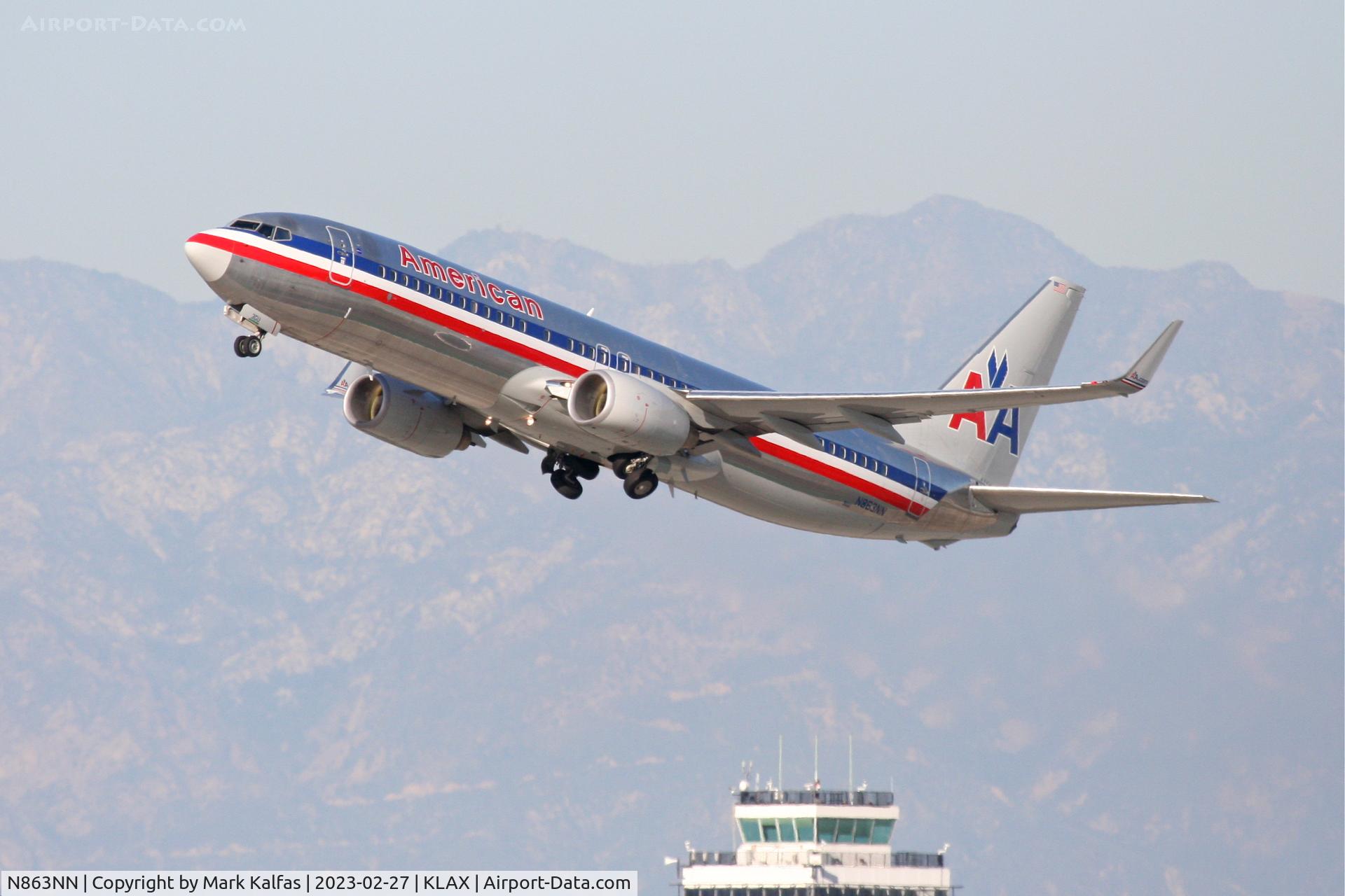 N863NN, 2010 Boeing 737-823 C/N 30903, American B738, N863NN Departing 25R LAX