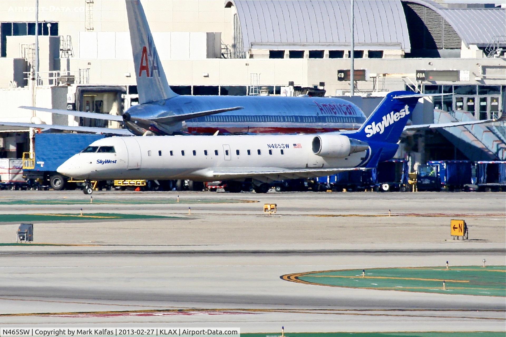 N465SW, 2003 Bombardier CRJ-200 (CL-600-2B19) C/N 7845, Skywest CRJ2, N465SW at LAX