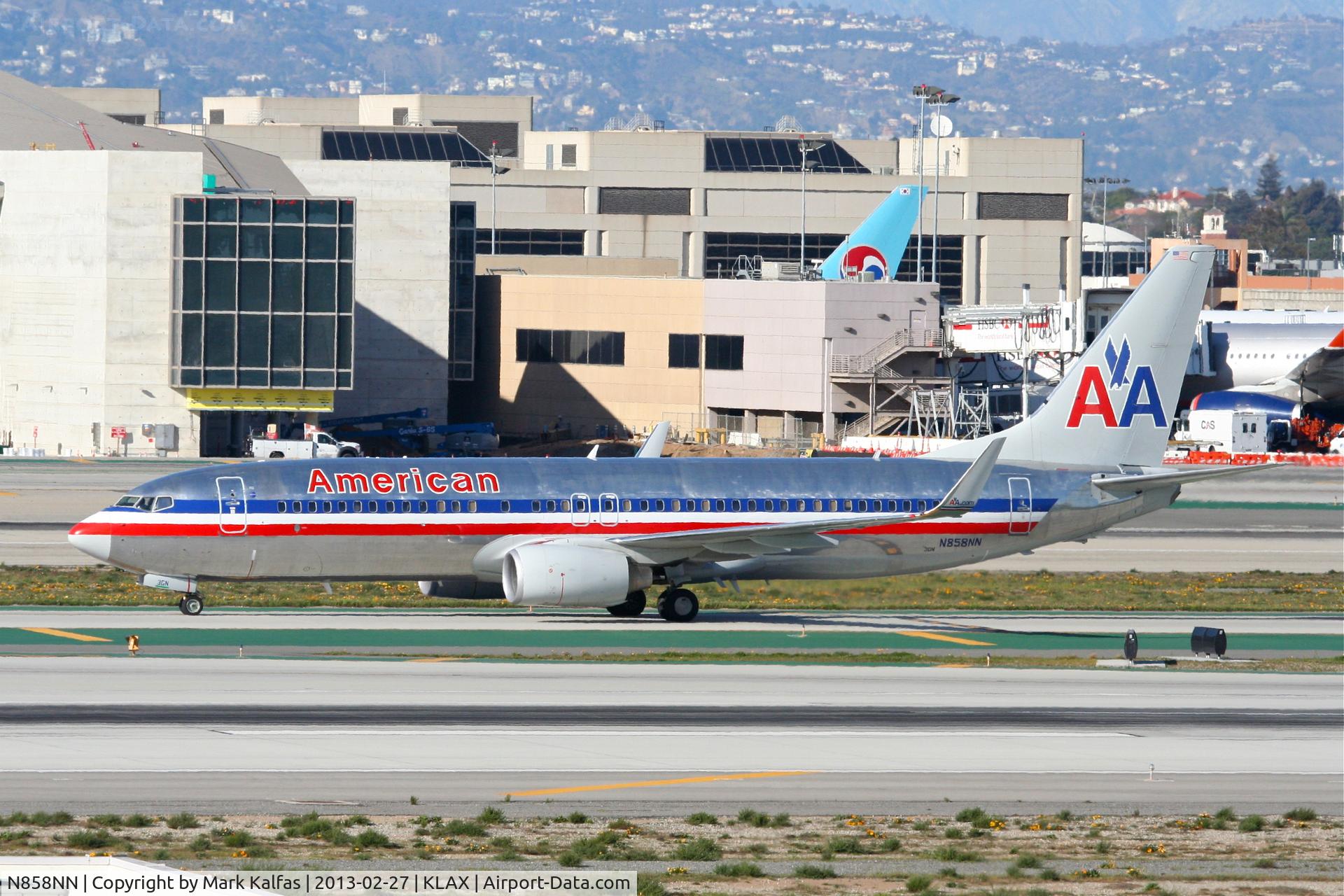 N858NN, Boeing 737-823 C/N 30904, American B738, N858NN at LAX