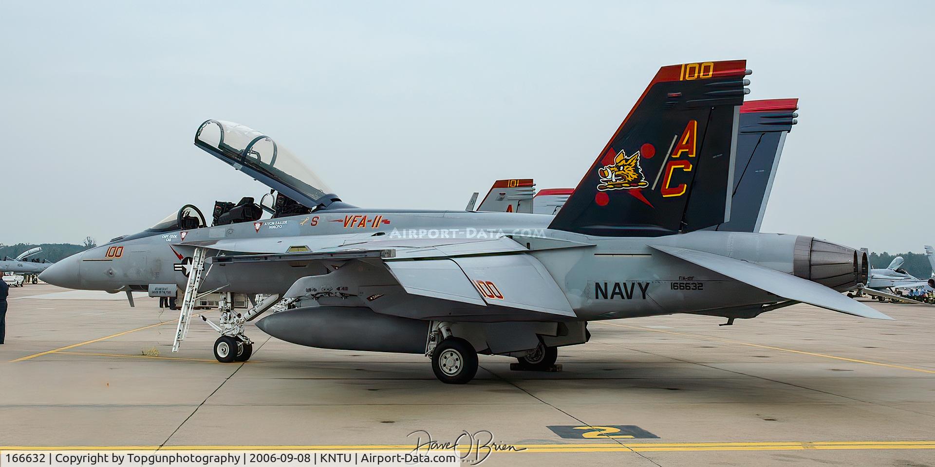 166632, Boeing F/A-18F Super Hornet C/N F125, VFA-11 CAG Bird