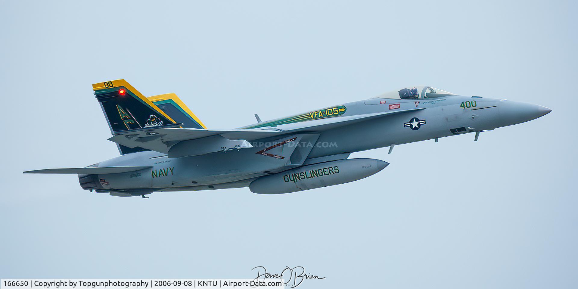 166650, Boeing F/A-18E Super Hornet C/N E113, Naval Fleet take off