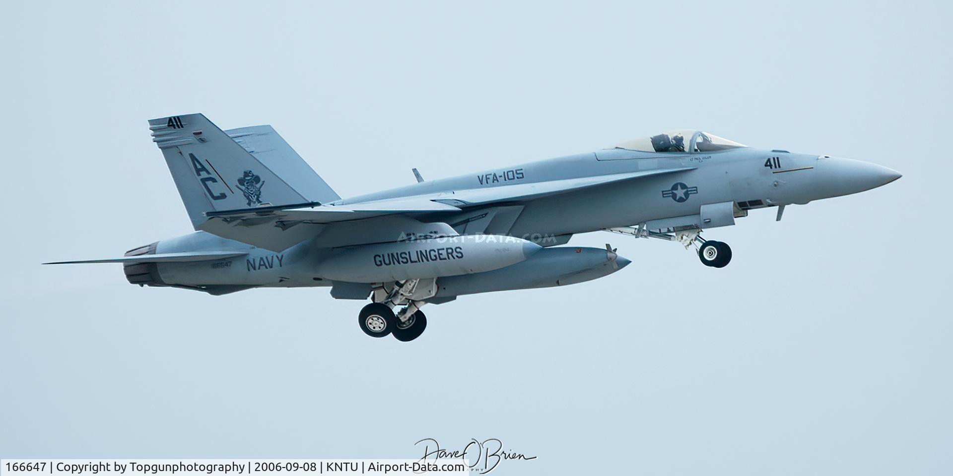 166647, Boeing F/A-18E Super Hornet C/N E110, Super Hornet configured with a center line refueling tank.