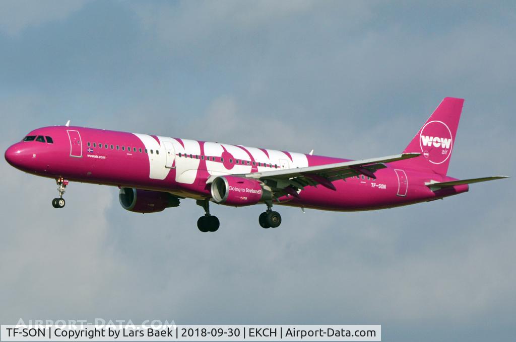 TF-SON, 2013 Airbus A321-211 C/N 5733, RWY22L