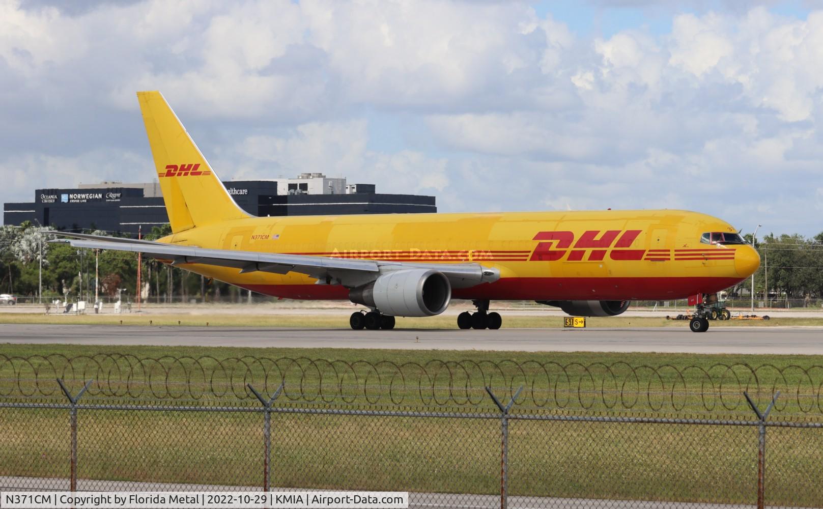 N371CM, 1994 Boeing 767-338 C/N 25577, MIA 2022