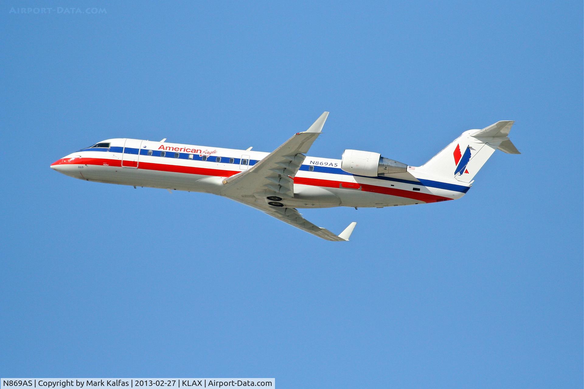 N869AS, 2001 Bombardier CRJ-200ER (CL-600-2B19) C/N 7479, American Eagle CRJ2, N869AS