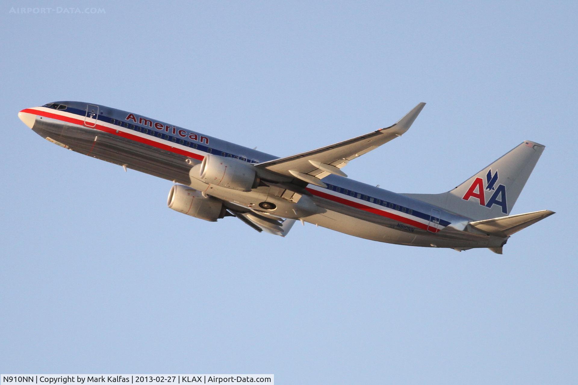 N910NN, 2012 Boeing 737-823 C/N 31160, American B738, N910NN Departing 25R LAX