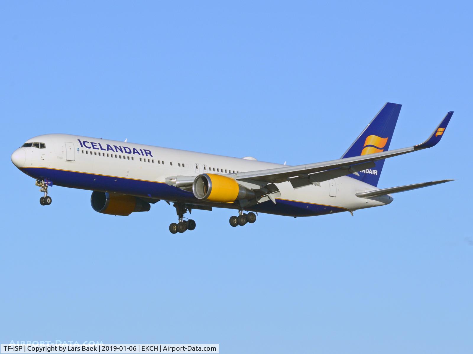 TF-ISP, 1997 Boeing 767-319/ER C/N 26971, RWY22L