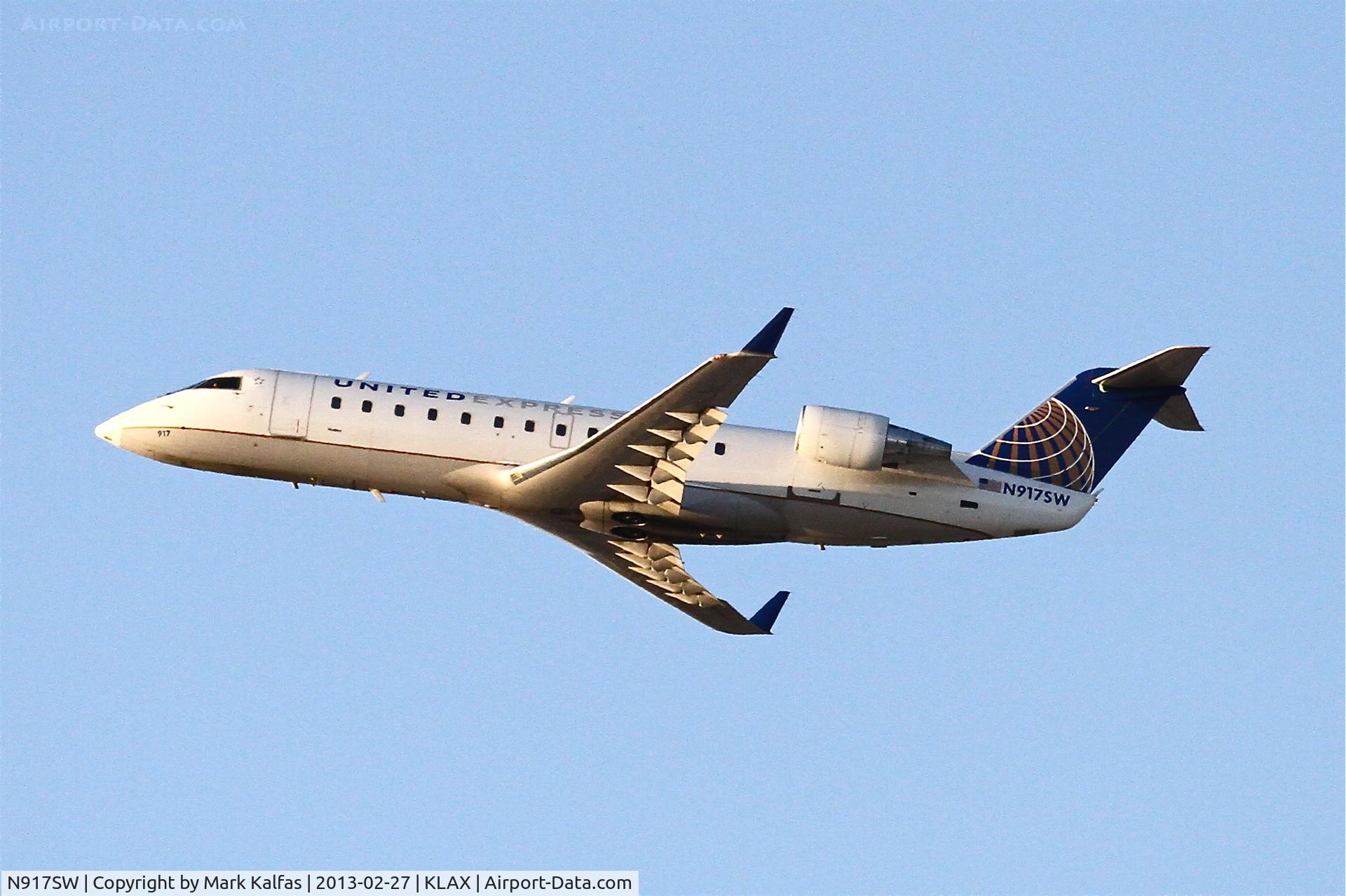 N917SW, 2002 Canadair CRJ-200LR (CL-600-2B19) C/N 7641, SkyWest CRJ2, N917SW departin25R LAX