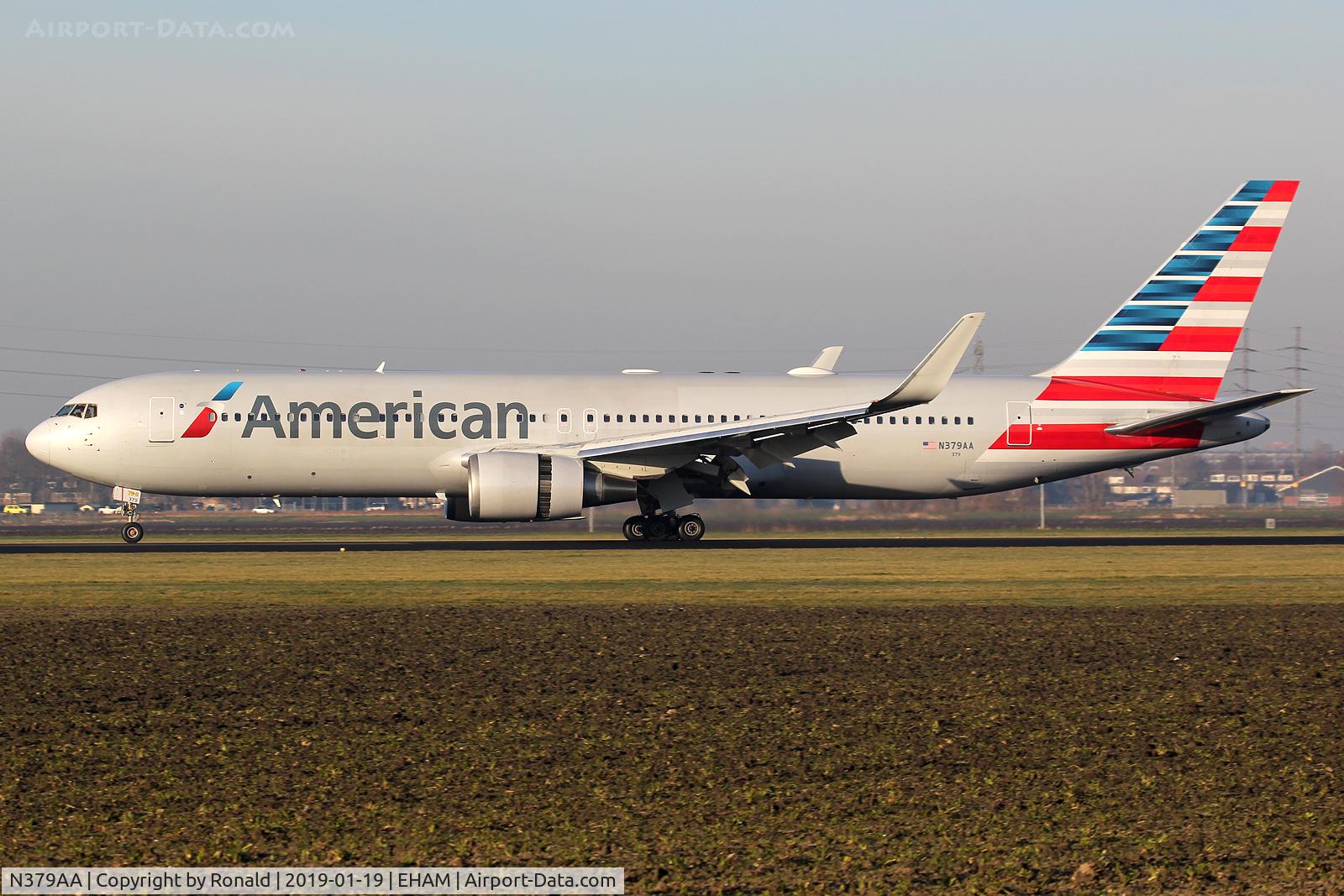 N379AA, 1993 Boeing 767-323/ER C/N 25448, at spl