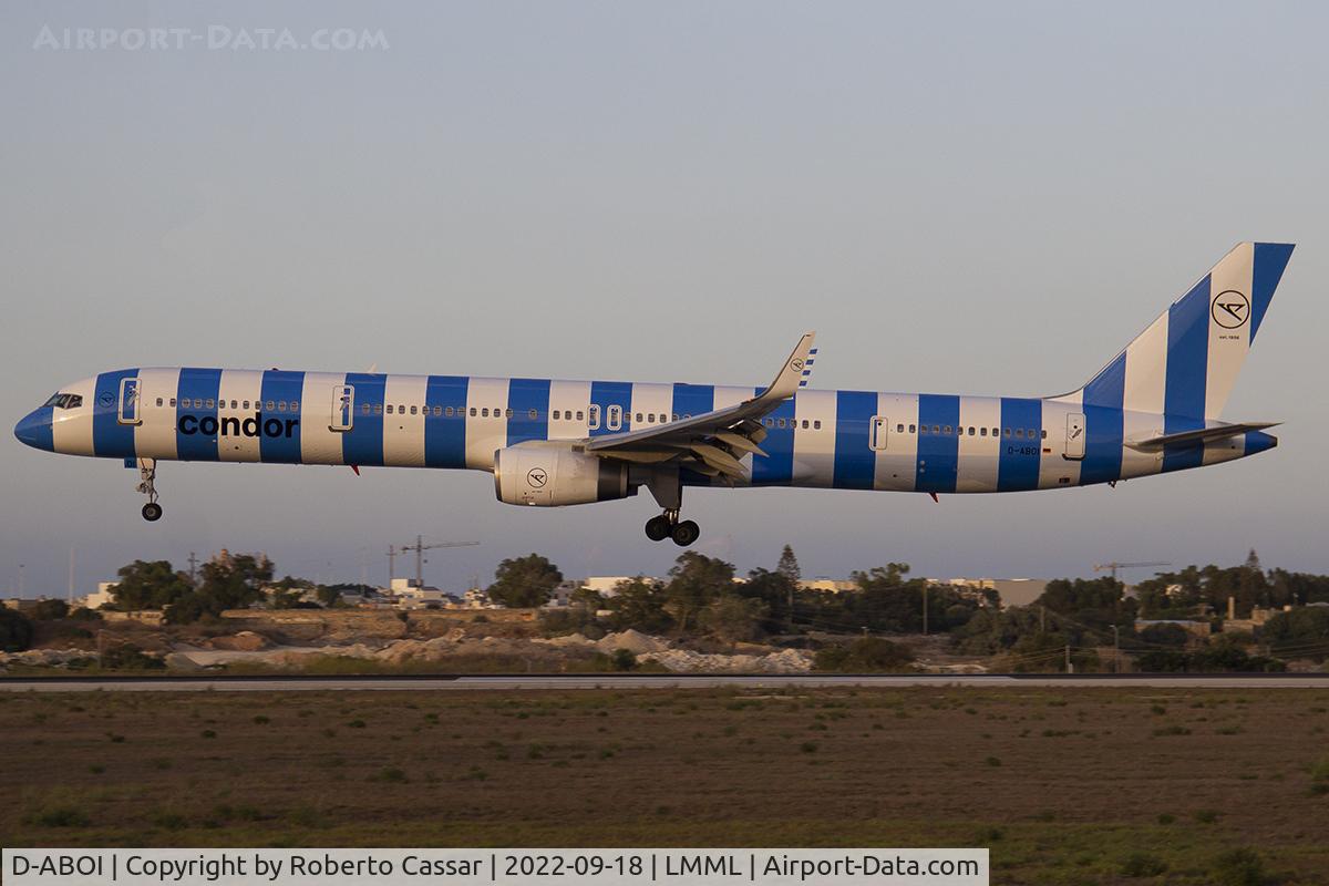 D-ABOI, 2000 Boeing 757-330 C/N 29018, Runway 31