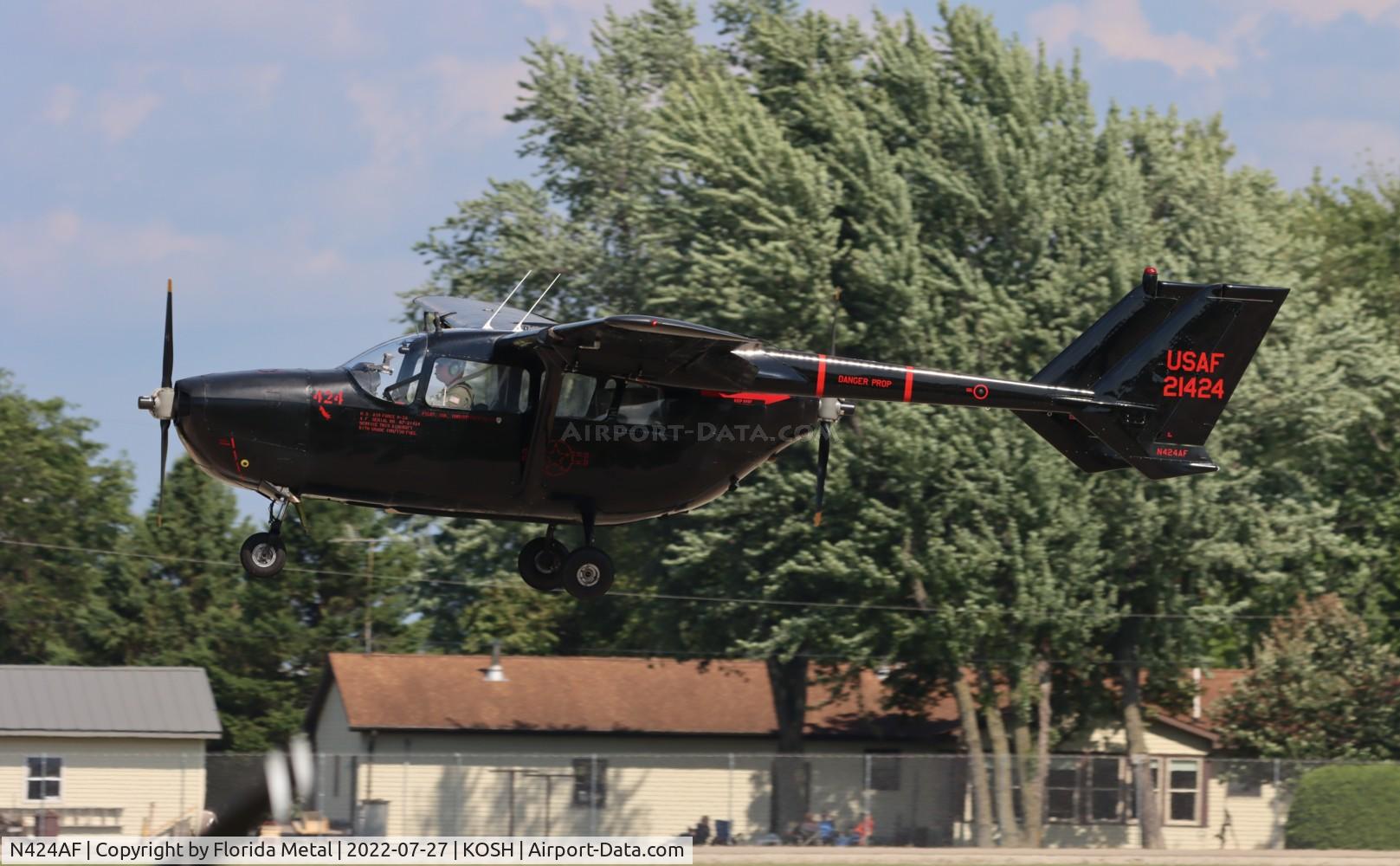 N424AF, 1967 Cessna O-2A Super Skymaster C/N 337M-0130, OSH 2022