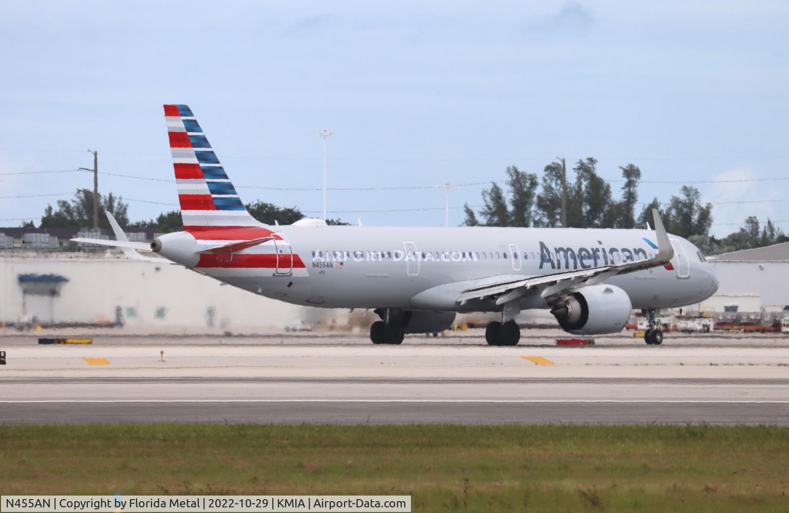 N455AN, 2022 Airbus A321-253NX C/N 10840, MIA 2022