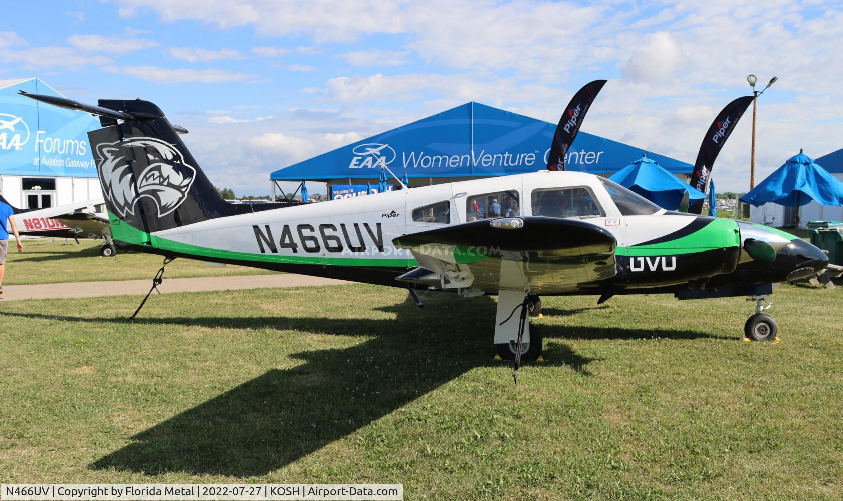N466UV, 2018 Piper PA-44-180 Seminole C/N 4496449, OSH 2022