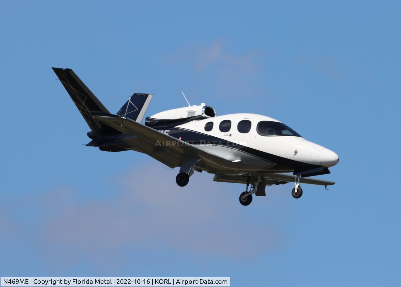 N469ME, 2022 Cirrus SF50 C/N -385, NBAA 2022