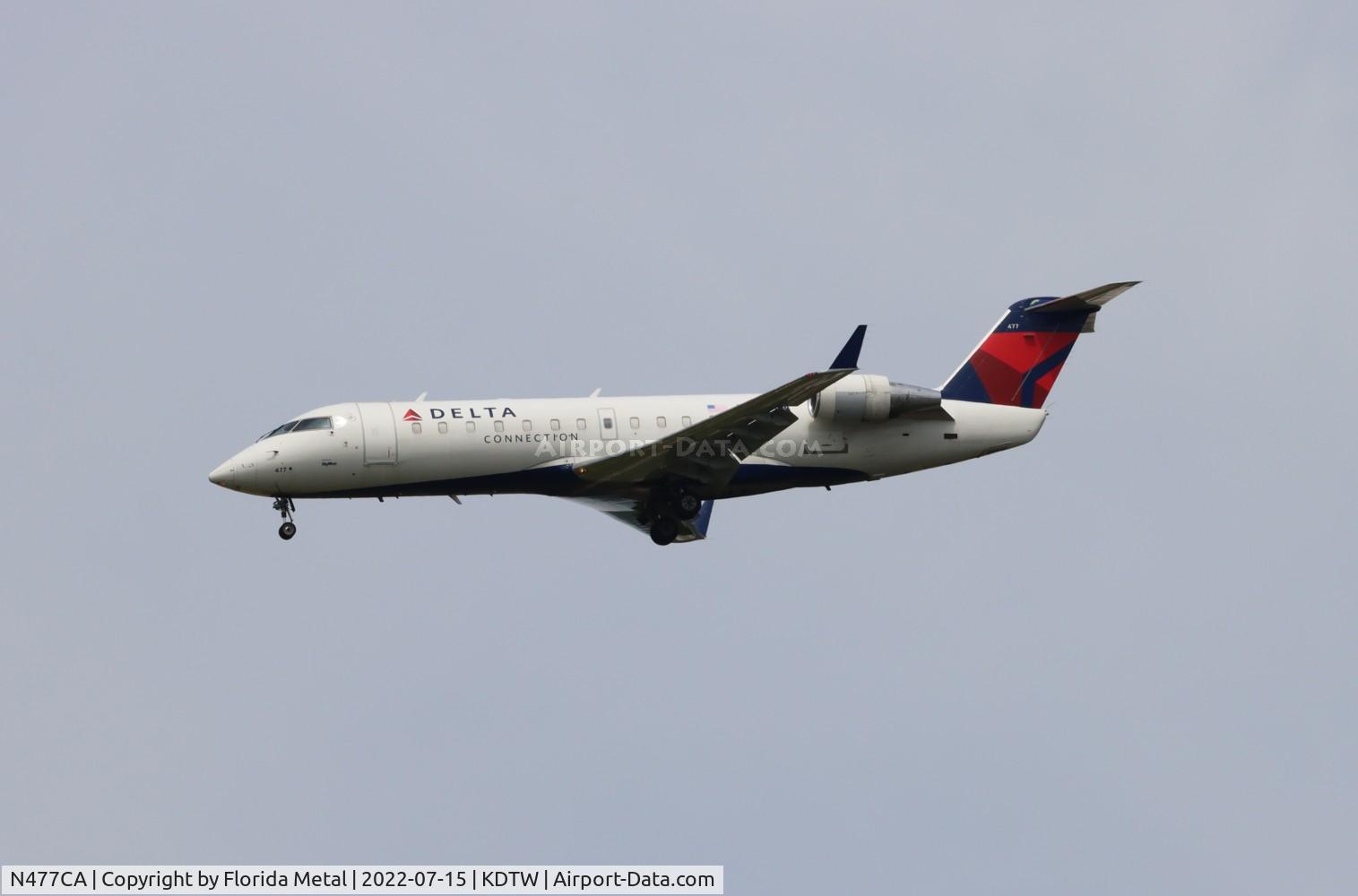 N477CA, 2002 Bombardier CRJ-200ER (CL-600-2B19) C/N 7670, DTW 2022