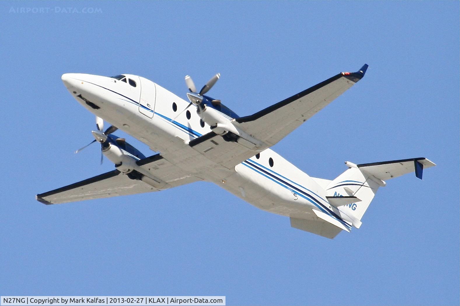 N27NG, 1999 Beech 1900D C/N UE-382, NORTHROP GRUMMAN, Raytheon Aircraft Company BEECH 1900D, departing RWY 25L KLAX