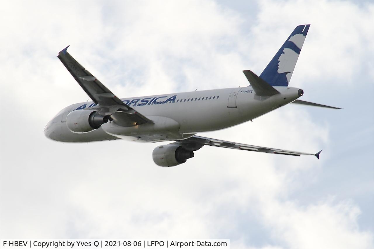 F-HBEV, 2009 Airbus A320-214 C/N 3952, Airbus A320-214, Climbing from rwy 24, Paris Orly airport (LFPO-ORY)