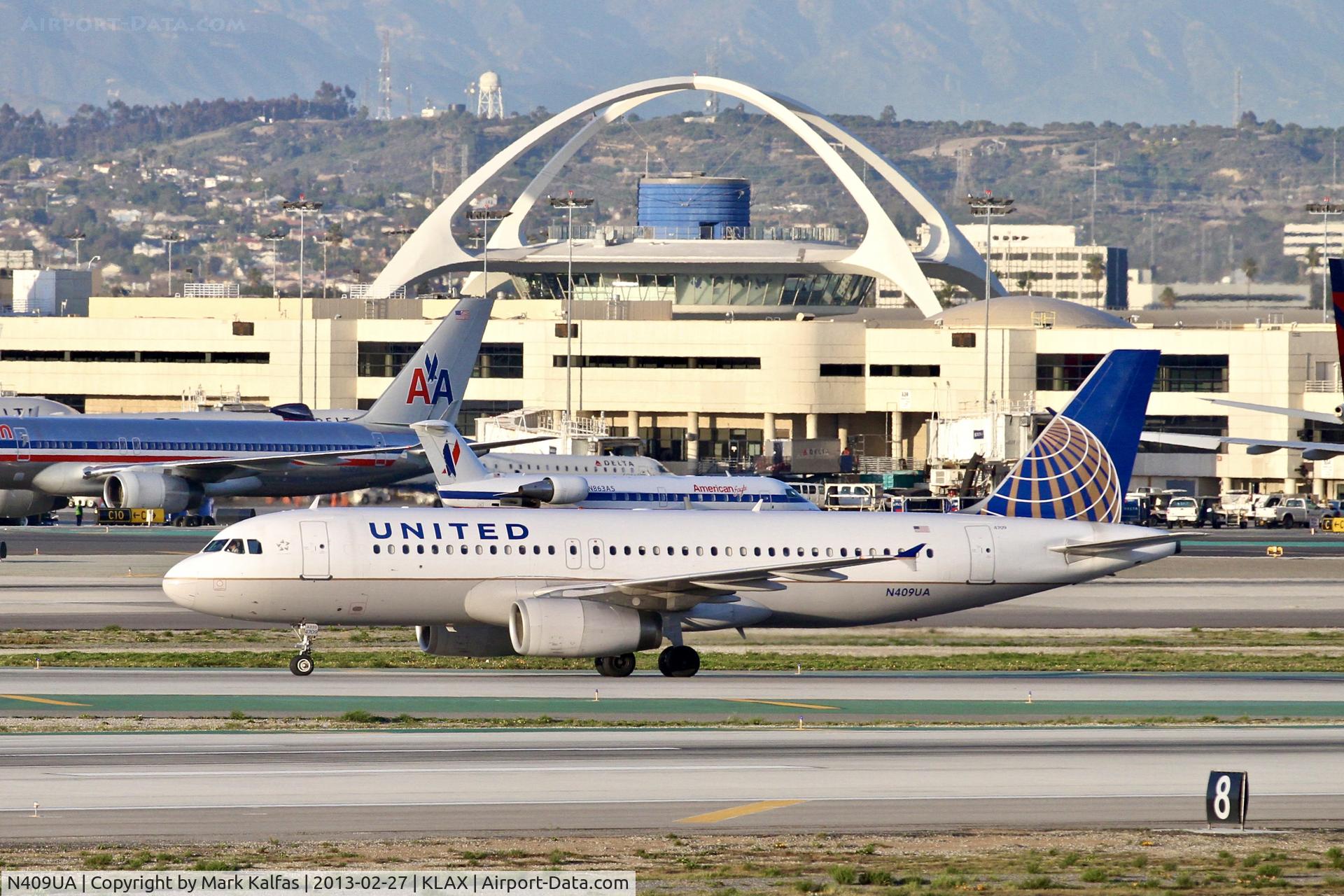 N409UA, 1994 Airbus A320-232 C/N 462, United A320, N409UA at LAX