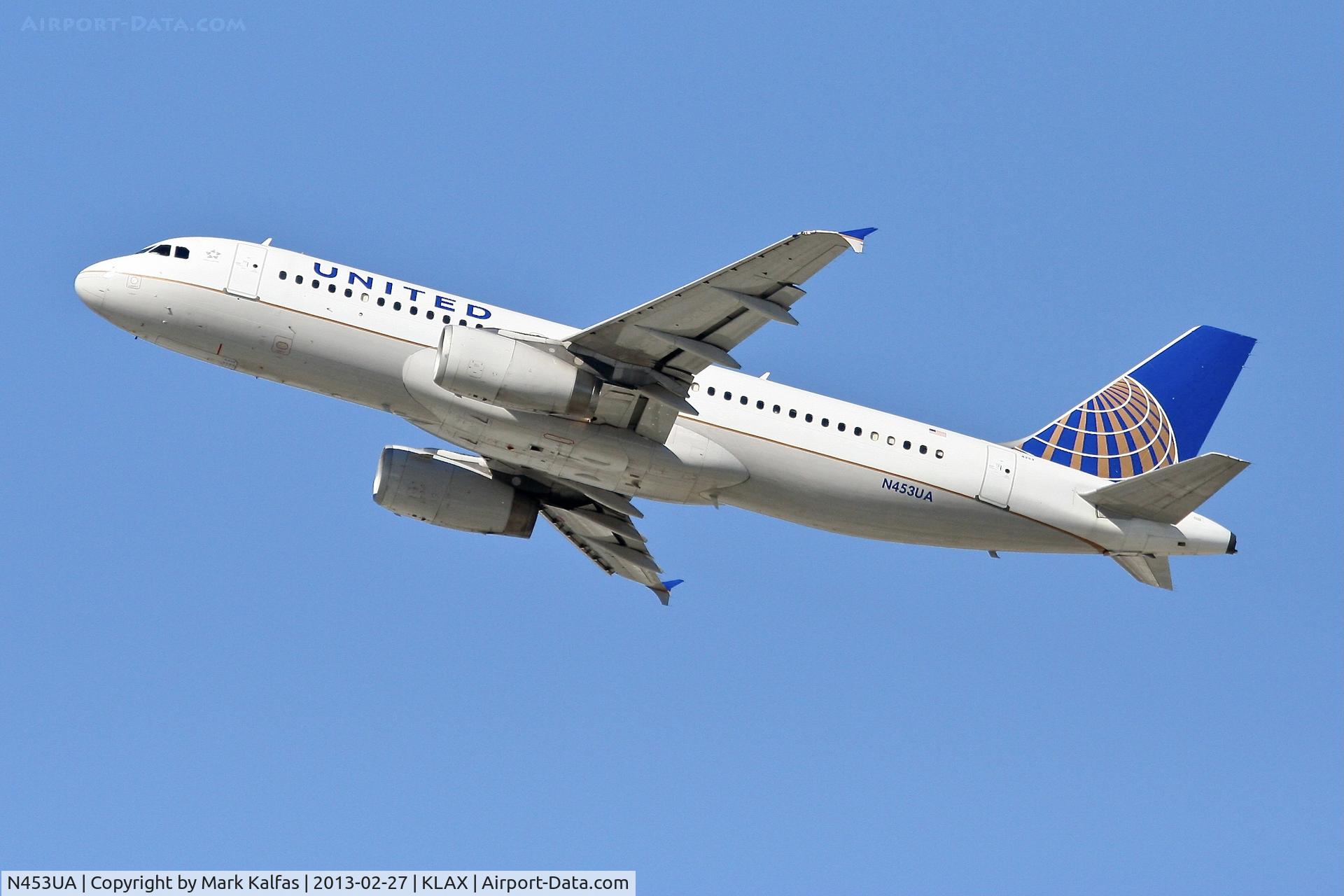 N453UA, 1999 Airbus A320-232 C/N 1001, United A320, N453UA 25R departure LAX