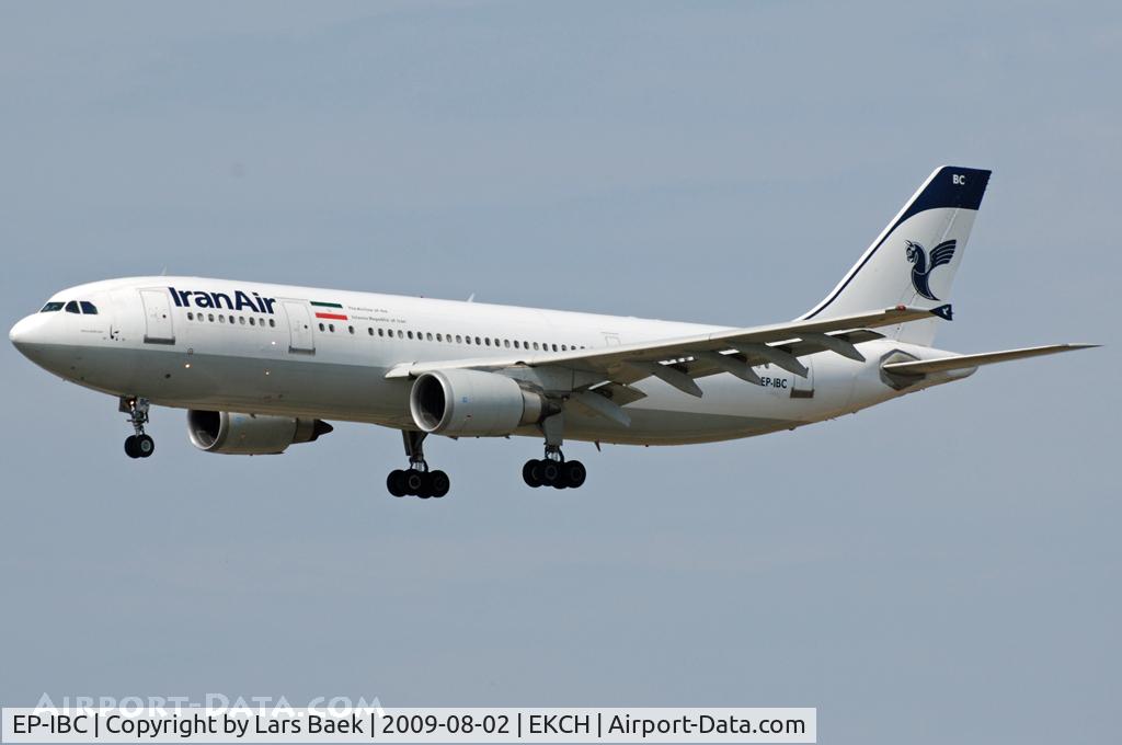 EP-IBC, 1992 Airbus A300B4-605R C/N 632, RWY22L