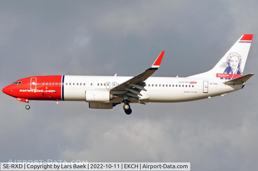 SE-RXD, 2013 Boeing 737-86N C/N 38043, RWY22L