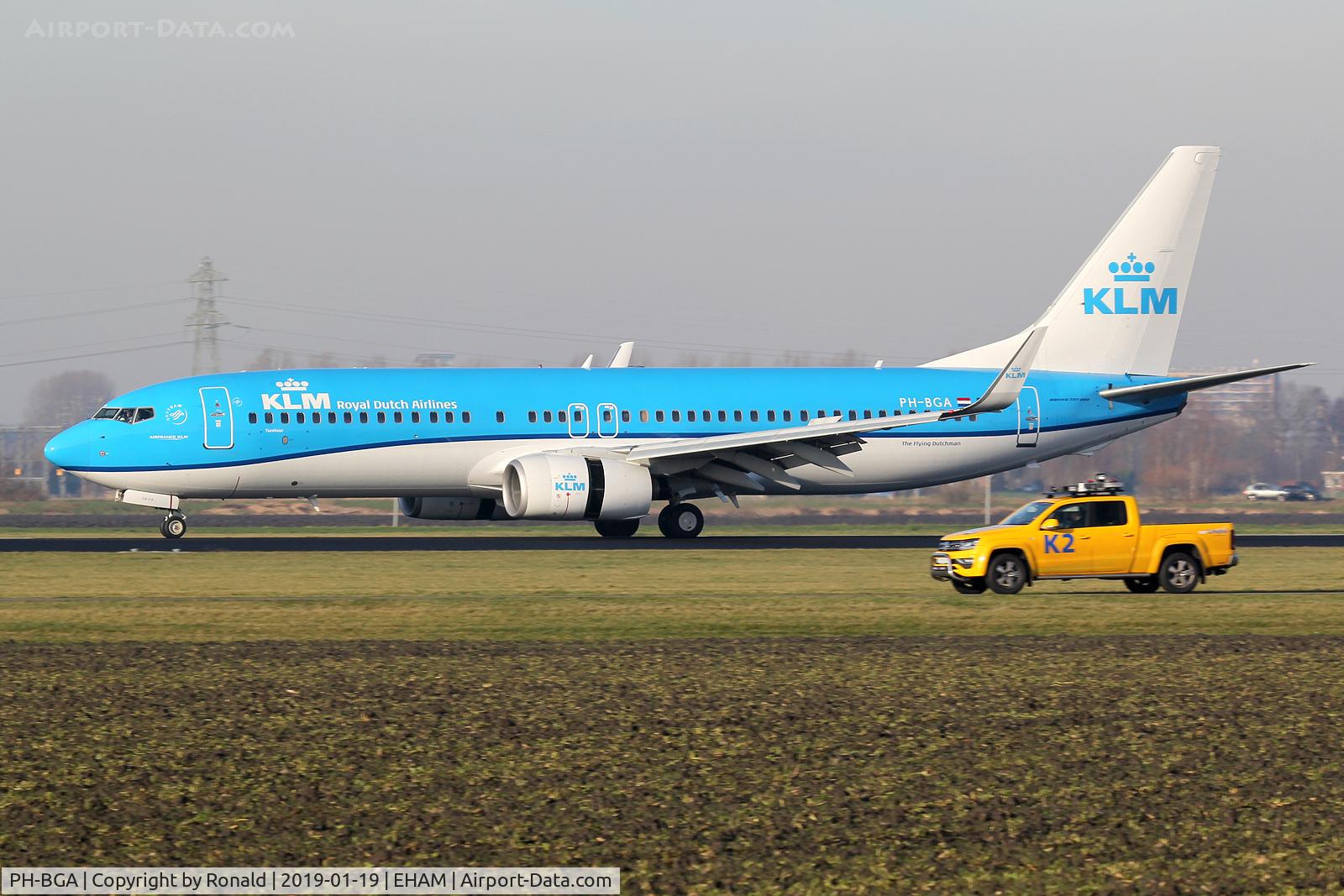 PH-BGA, 2008 Boeing 737-8K2 C/N 37593, at spl