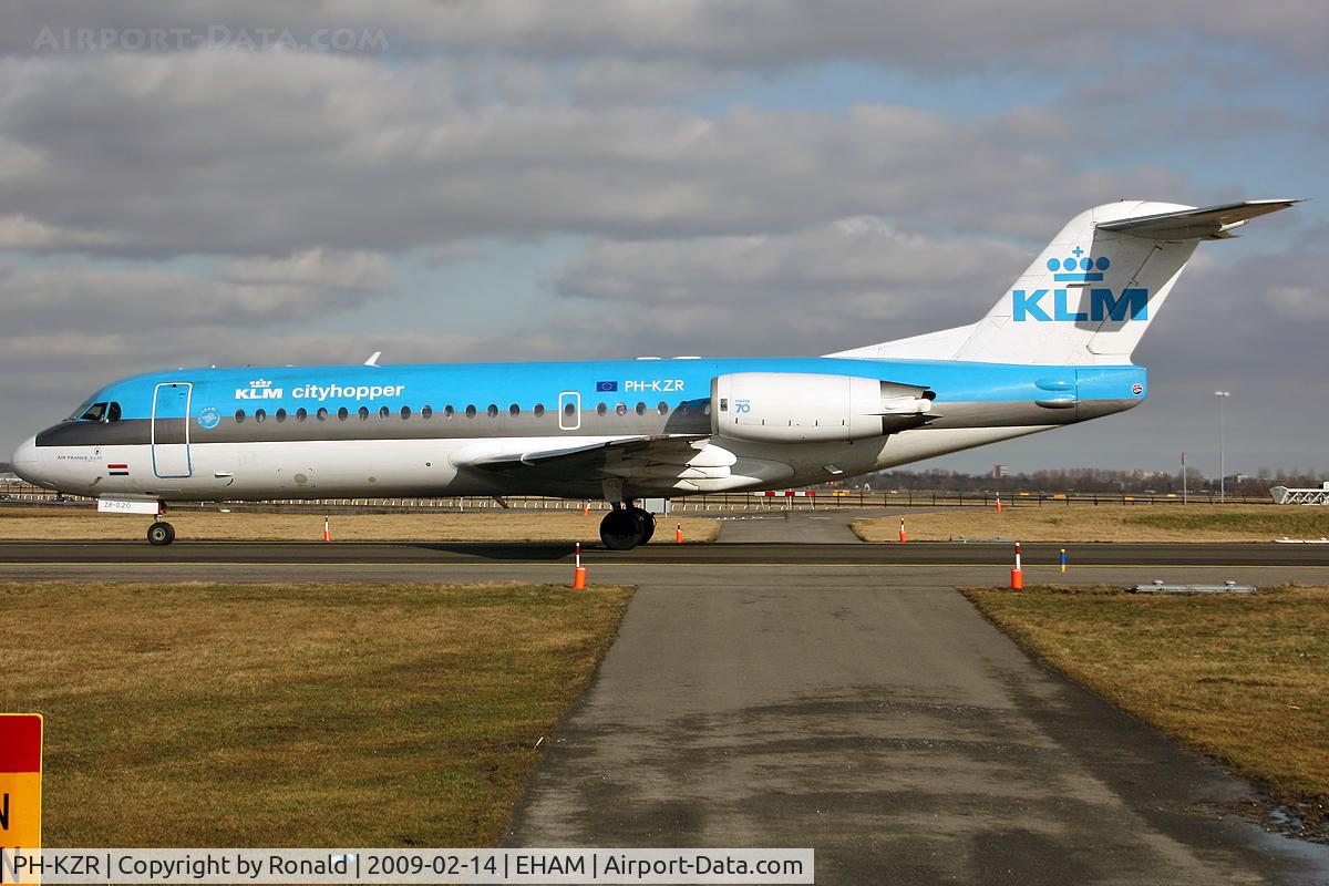PH-KZR, 1995 Fokker 70 (F-28-0070) C/N 11551, at spl