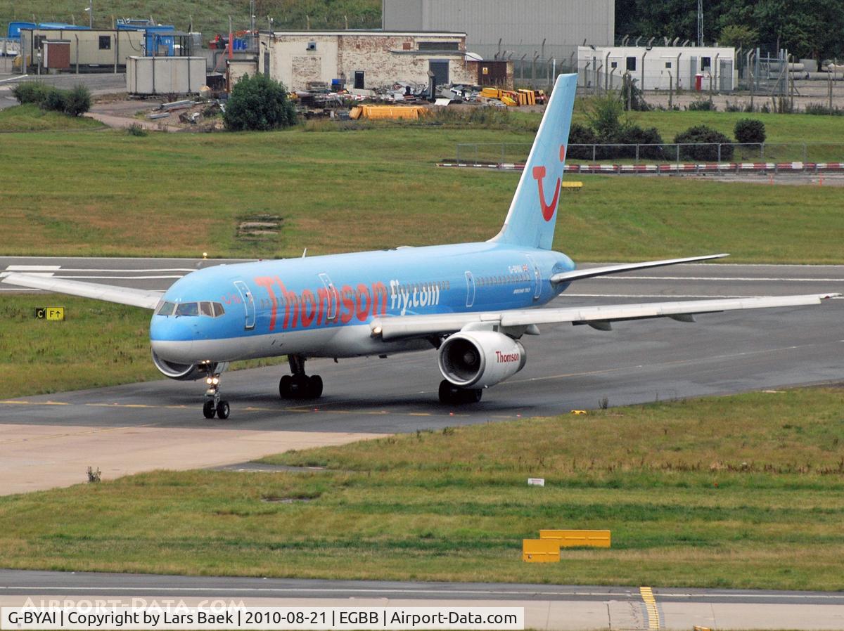 G-BYAI, 1993 Boeing 757-204 C/N 26967, Taxing