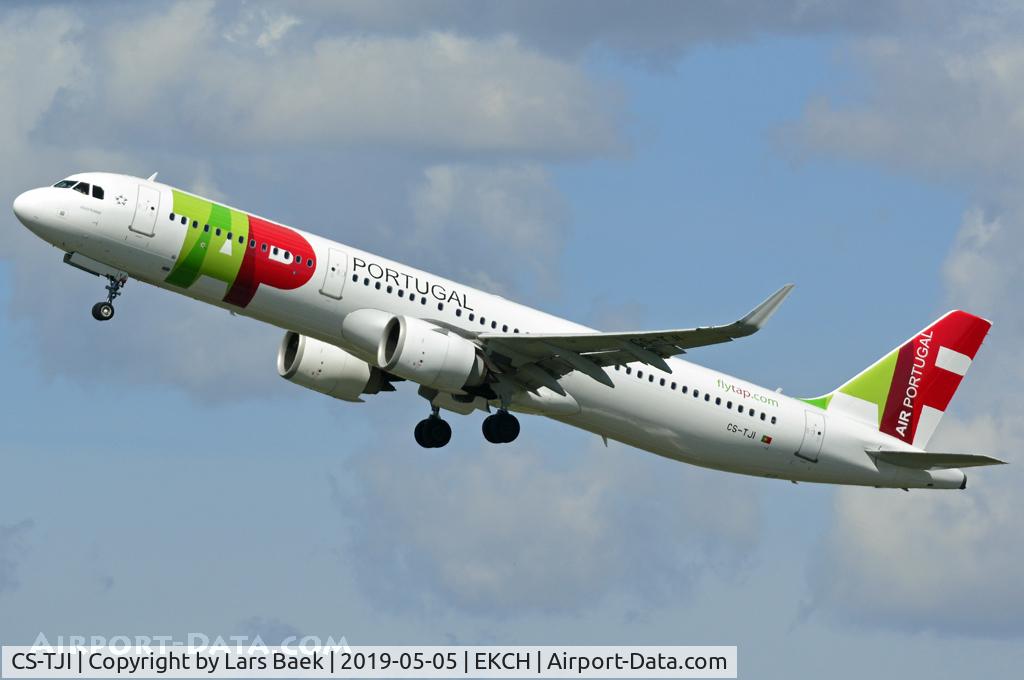 CS-TJI, 2018 Airbus A321-251N C/N 8270, RWY22R from St. Magleby