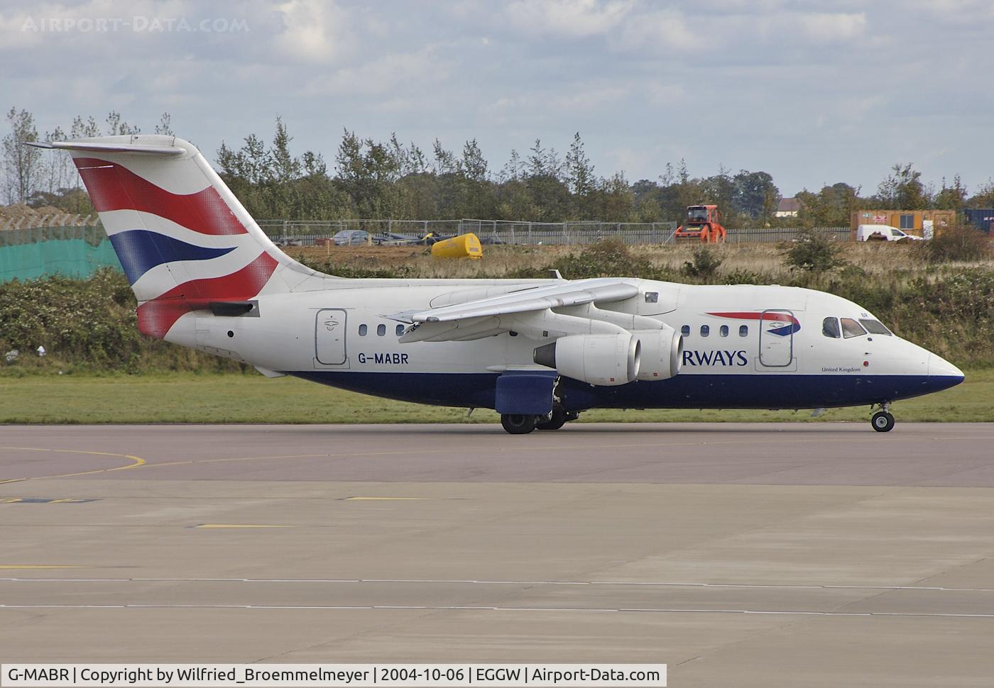 G-MABR, 1984 British Aerospace BAe.146-100 C/N E1015, Taxiing out.