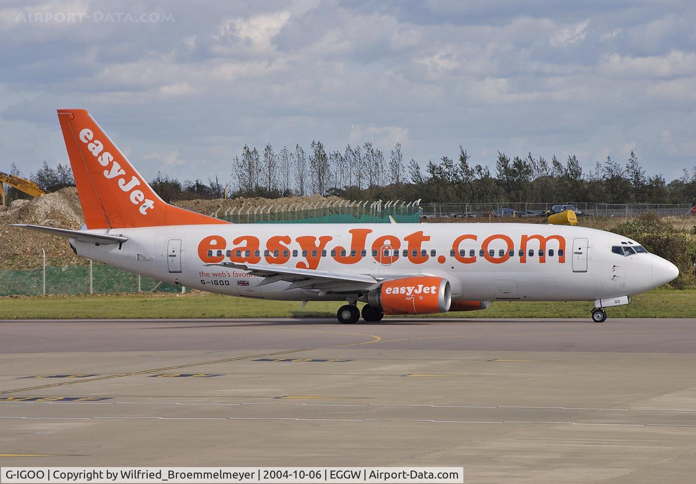G-IGOO, 1997 Boeing 737-36N C/N 28557, Taxiing out to runway.