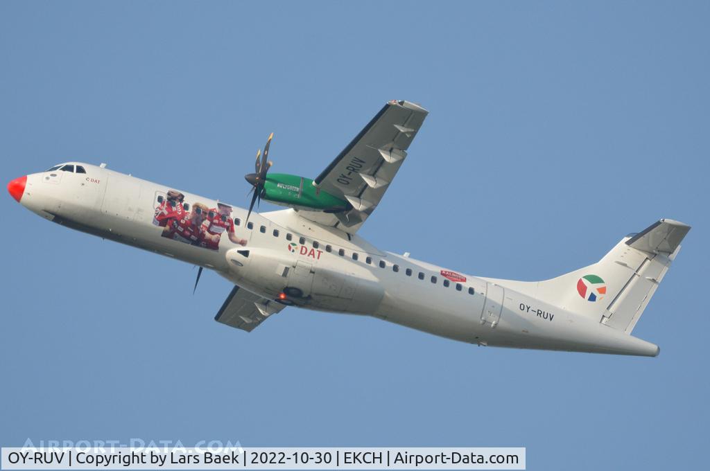 OY-RUV, 2018 ATR 72-600 C/N 1527, RWY22R from St. Magleby