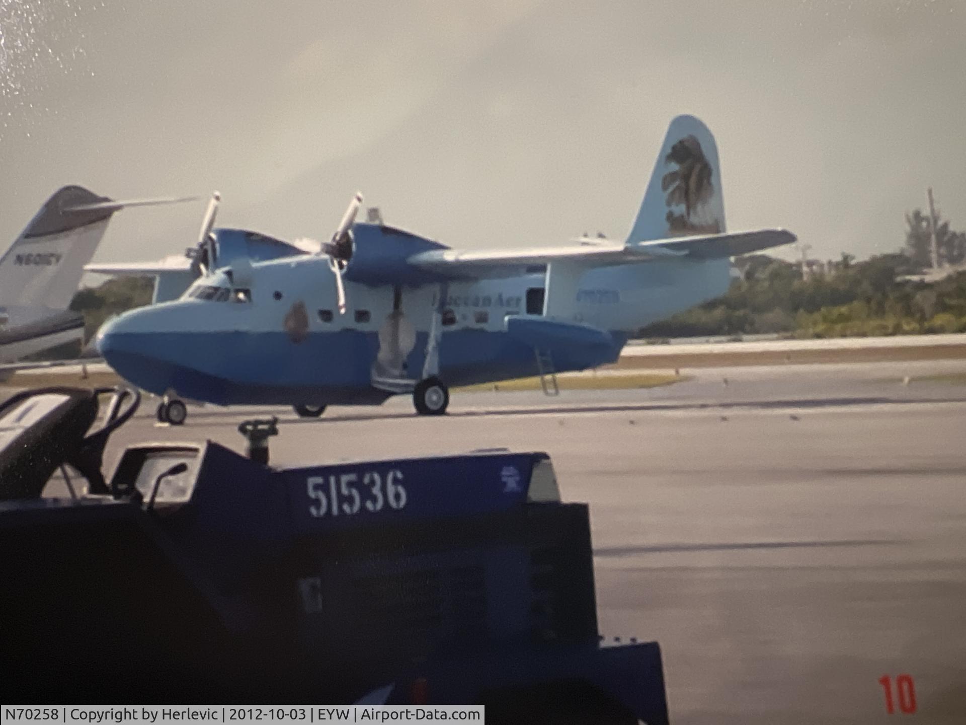 N70258, 1955 Grumman HU-16C (UF-1) Albatross C/N G-418, Key west/2003ish